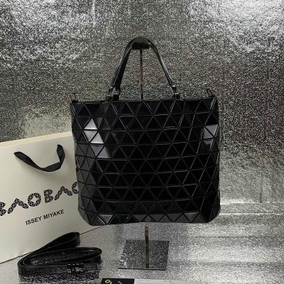 Issey Miyake Online Store, Cheap Bao Bao Issey Miyake Totes,Shoulder Bags,Crossbody Bags,Backpacks,Pouches Outlet Sale