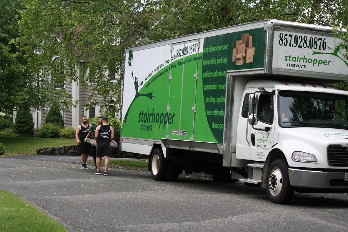 How Long Distance Movers Manage Efficient Loading and Unloading? | by Stairhoppers Movers | Aug, 2023 | Medium
