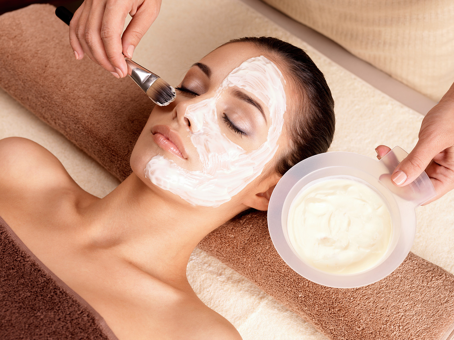 Enzyme Therapy at RejoovMe Skin Clinic and Day Spa