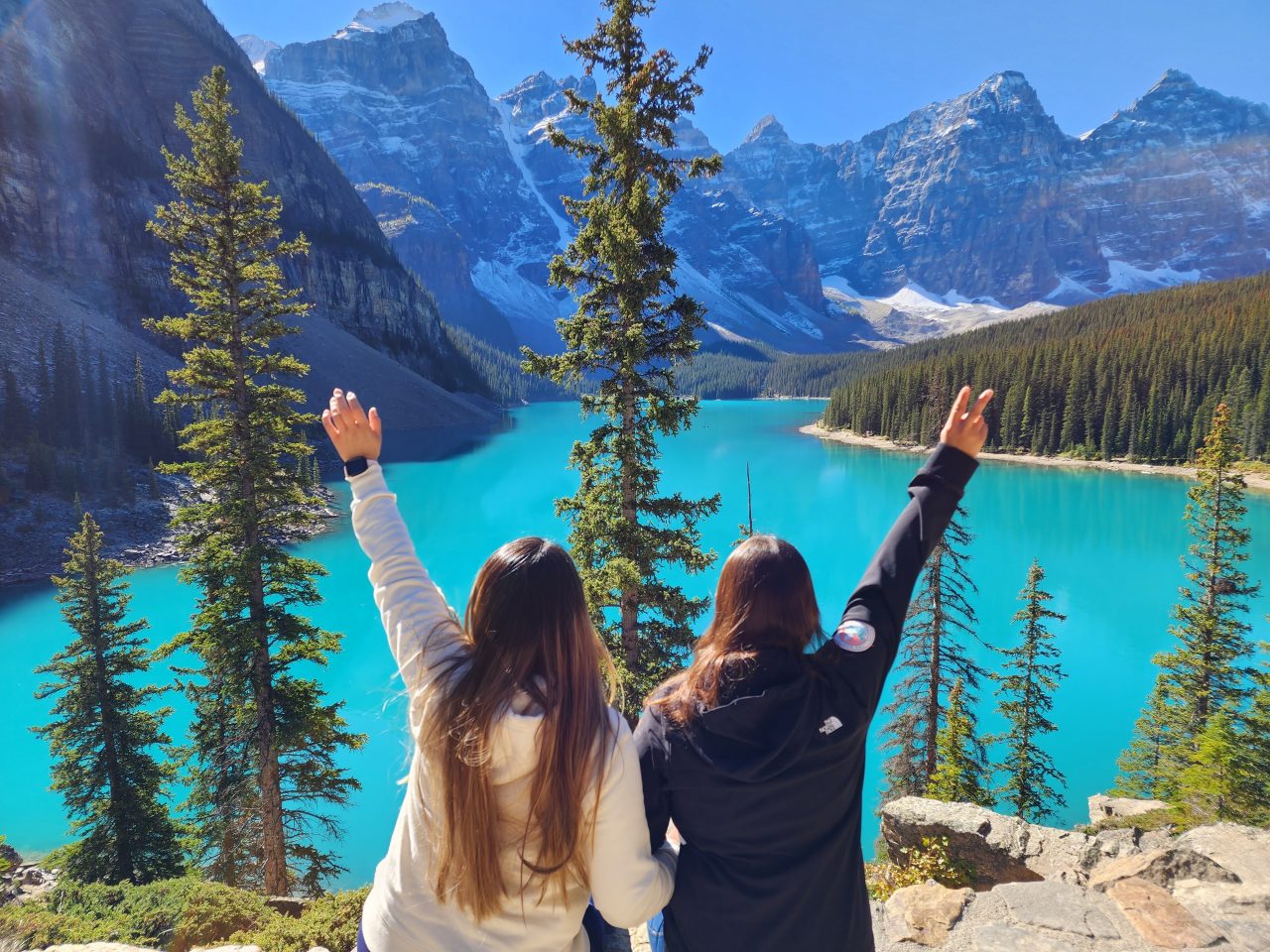 Banff Tour from Toronto - Affordable 4 Days Travel Package