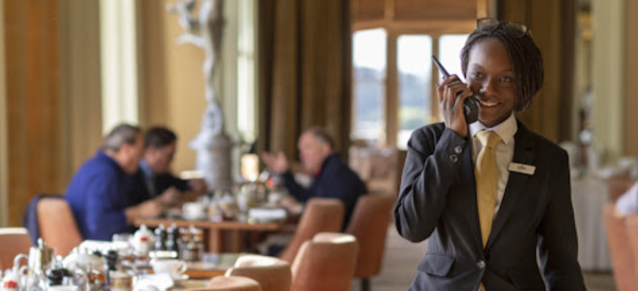 How to Improve Guest Service Using Walkie Talkies in Hotels