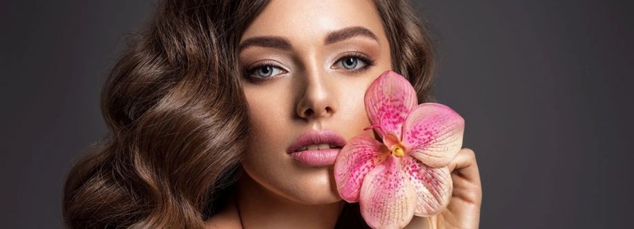 Helia Tavakoli Beauty Cover Image