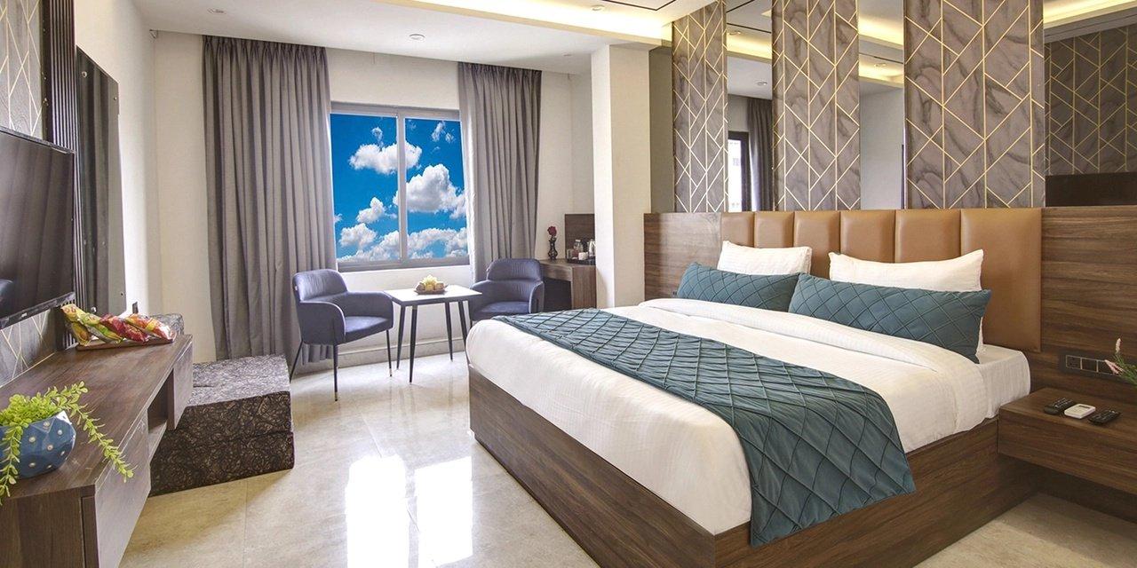 Best Hotel Near IGI Airport – Ultimate Luxury and Convenience | Articles | Smart Group Of Hotels | Gan Jing World - Technology for Humanity | Video & Movie Streaming