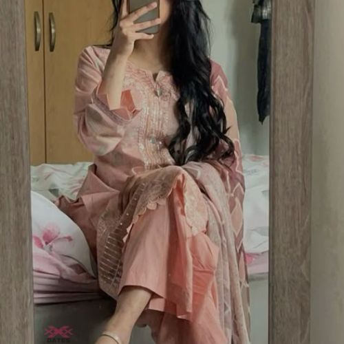 Simran KAur Profile Picture