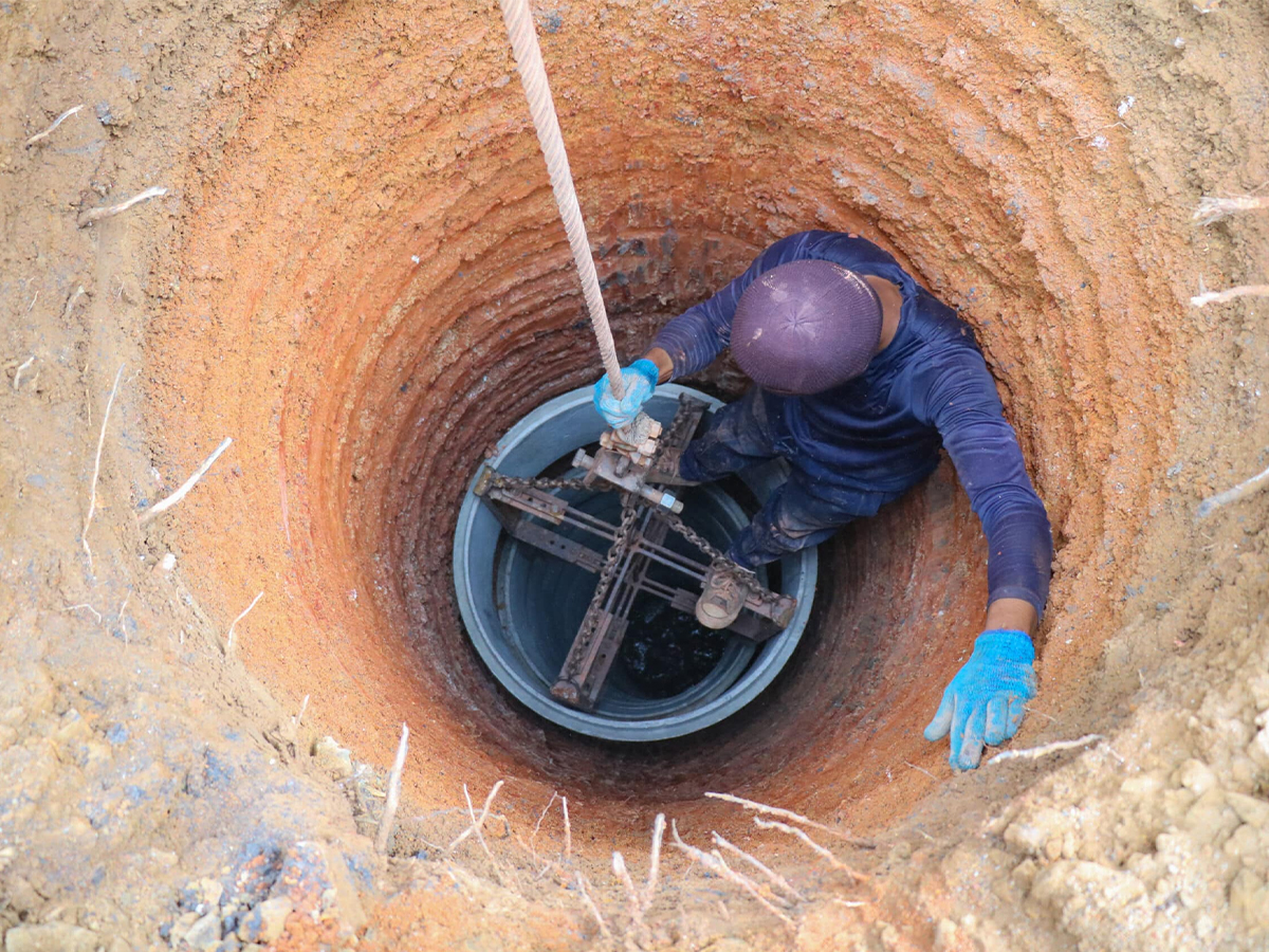 Advanced Well Drilling and Water Solutions LLC Cover Image