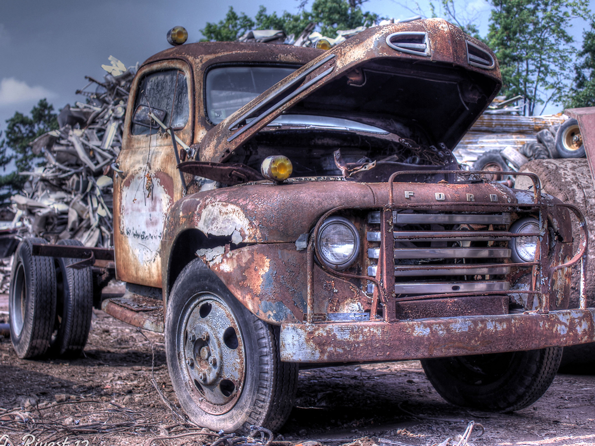 Budget Towing Junk Cars and Truck Cover Image